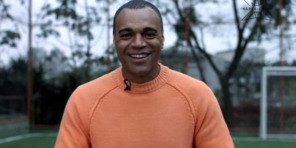 Jatinho e saída apressada dos estúdios da Band: Canal gasta fortuna para ter Denilson e monta mega operação