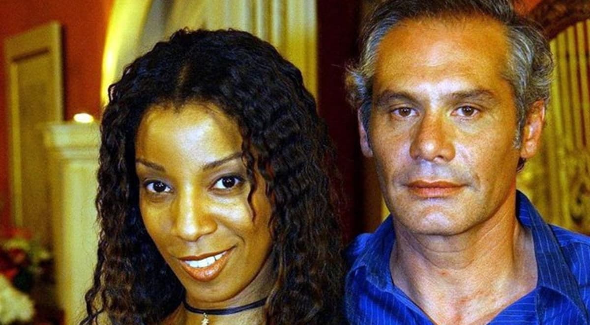 Rita de Cássia e Constantino em Senhora do Destino (Divulgação/ Reprodução) Rita de Cássia e Constantino em Senhora do Destino (Divulgação/ Reprodução)
