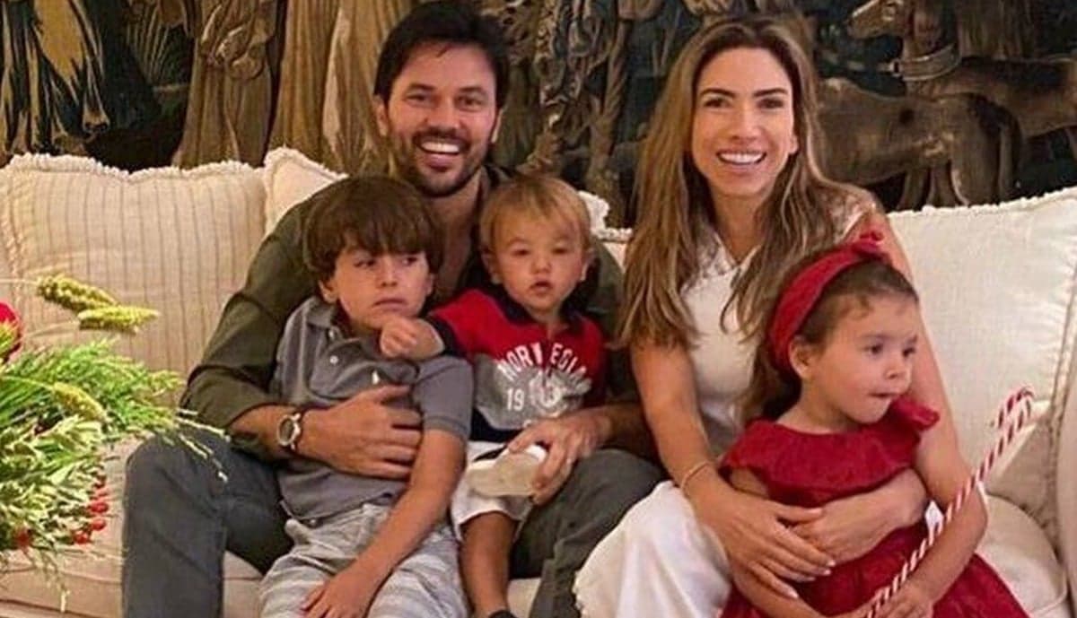 Fábio Faria, marido de Patrícia Abravanel, quebra o silêncio sobre crise no casamento e revela o que acontece Fábio Faria, marido de Patrícia Abravanel, quebra o silêncio sobre crise no casamento e revela o que acontece