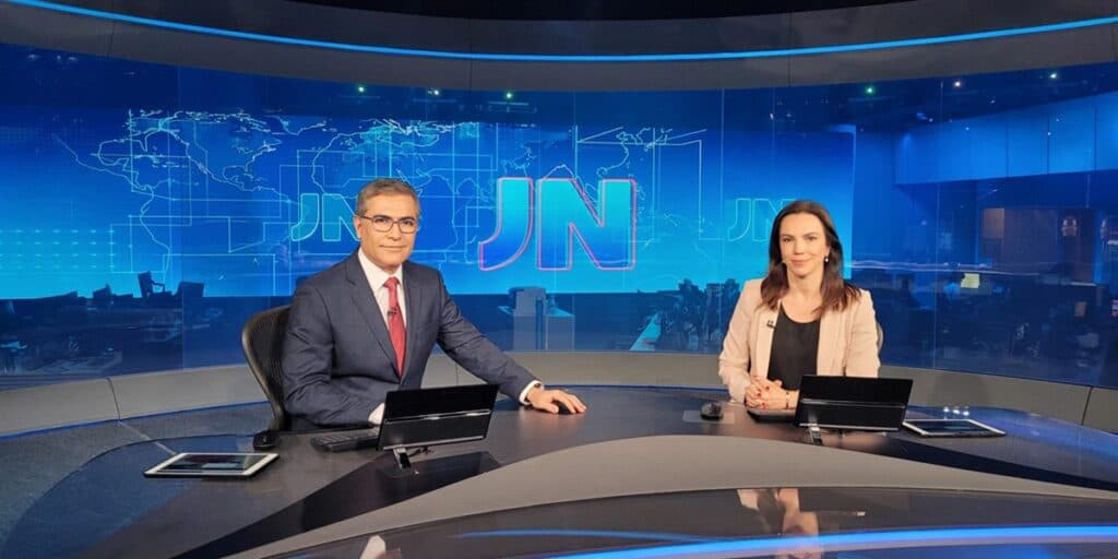 Jornal Nacional, sem Bonner e Renata, interrompe grade da Globo e faz anuncio histórico para fechar o ano