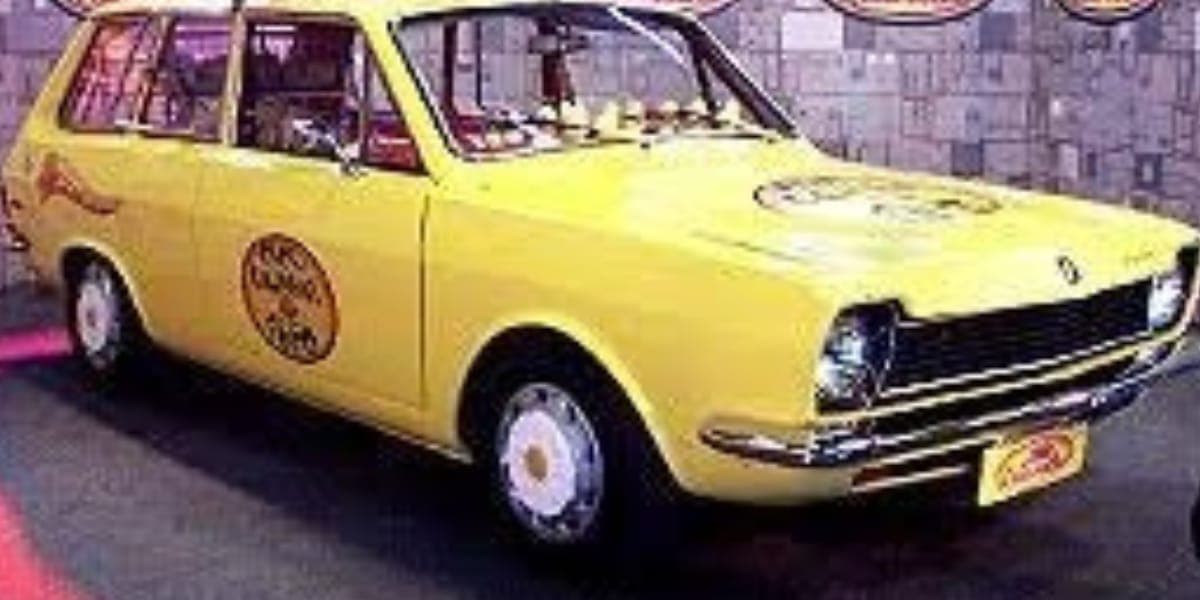 Este é o carro de seu Toninho logo após a reforma feita por Luciano Huck (Reprodução: Globo)