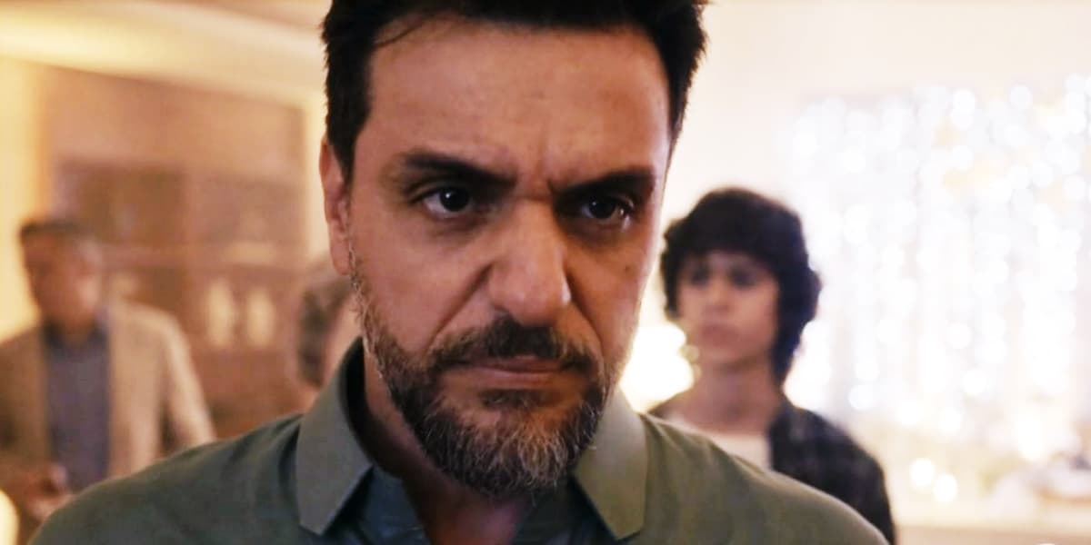 Moretti em cena da novela Travessia Moretti em cena da novela Travessia