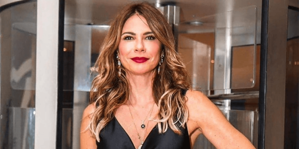 Luciana Gimenez fala sobre saída da RedeTV! e ida à Record (Foto: Divulgação) Luciana Gimenez fala sobre saída da RedeTV! e ida à Record (Foto: Divulgação)