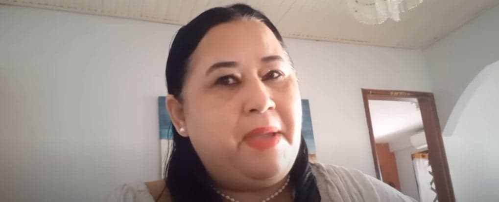 Cleo Loyola fez insinuações sobre a família Camargo (Foto: Reprodução/ YouTube) Cleo Loyola fez insinuações sobre a família Camargo (Foto: Reprodução/ YouTube)