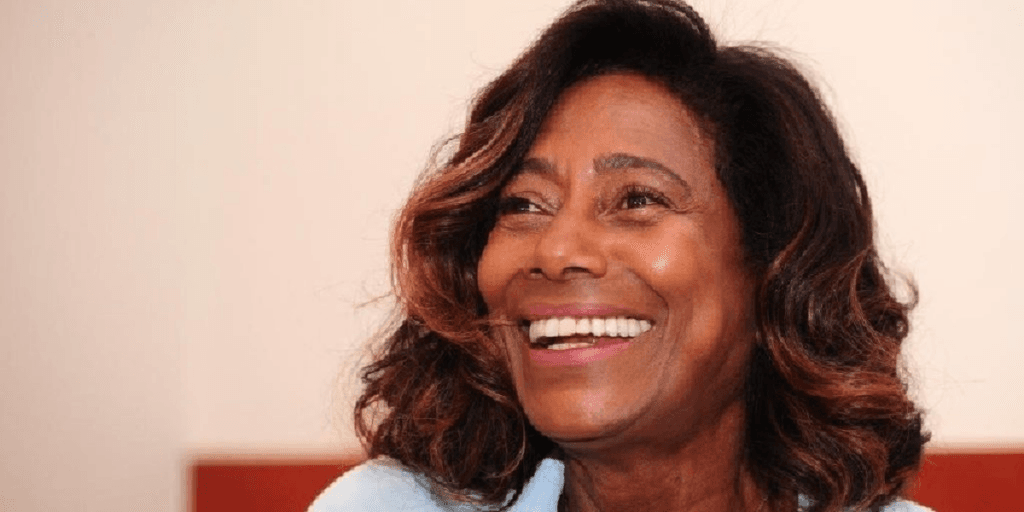 Urgente: Afastada da Globo, Gloria Maria é internada em Hospital e notícia é comunicada