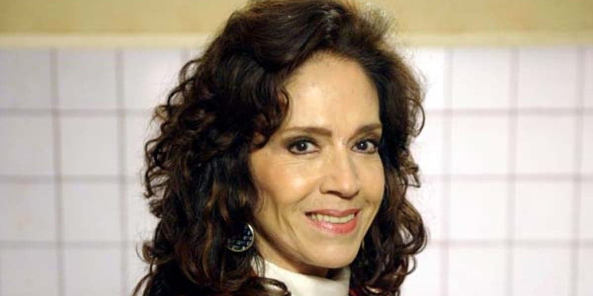 http://tvfoco.uai.com.br/wp-content/uploads/2015/05/Daniela-Mercury.jpg