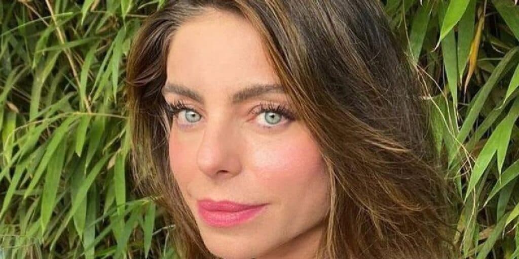 Vivendo novo amor, outra profissão e aparência de cair o queixo: assim está Daniela Cicarelli, após a TV