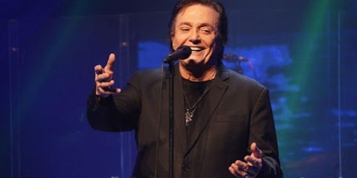 http://tvfoco.uai.com.br/wp-content/uploads/2015/05/Daniela-Mercury.jpg
