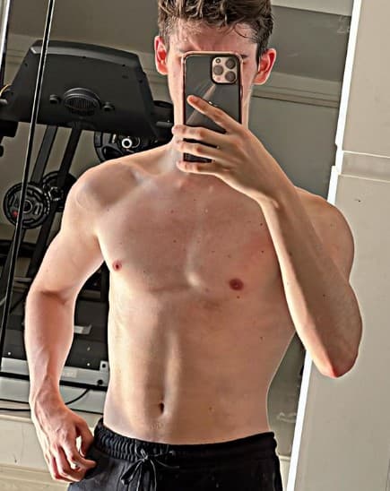 Filho de Celso Portiolli vem chamando atenção pelo corpo malhado (Foto: Reprodução) Filho de Celso Portiolli vem chamando atenção pelo corpo malhado (Foto: Reprodução)