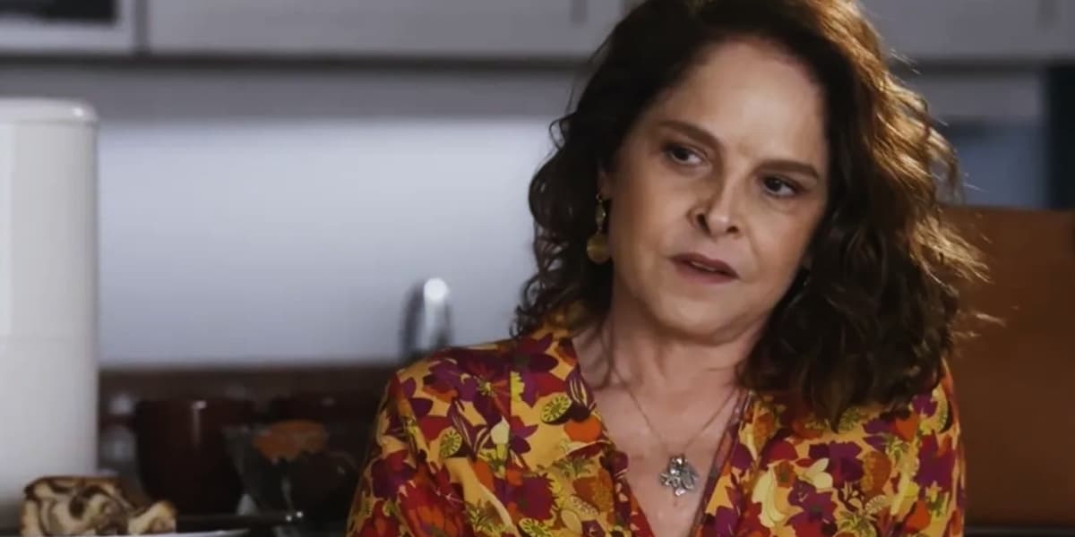 http://tvfoco.uai.com.br/wp-content/uploads/2015/05/Daniela-Mercury.jpg