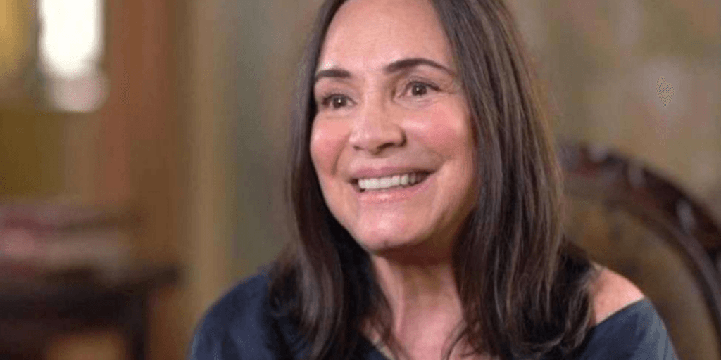 Regina Duarte espalha fake news e é detonada por deputado: "Desfruta da mamata"