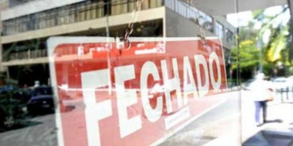 Falência? Loja amada por todo brasileiro, baixa as portas de maneira chocante e prateleira são esvaziadas