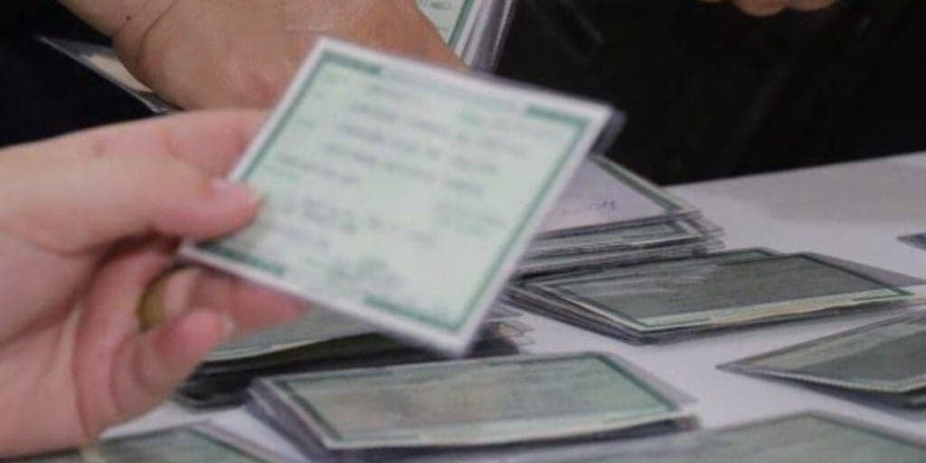 Alerta geral para quem usa RG antigo é emitido e precisa urgentemente se atentar a um detalhe