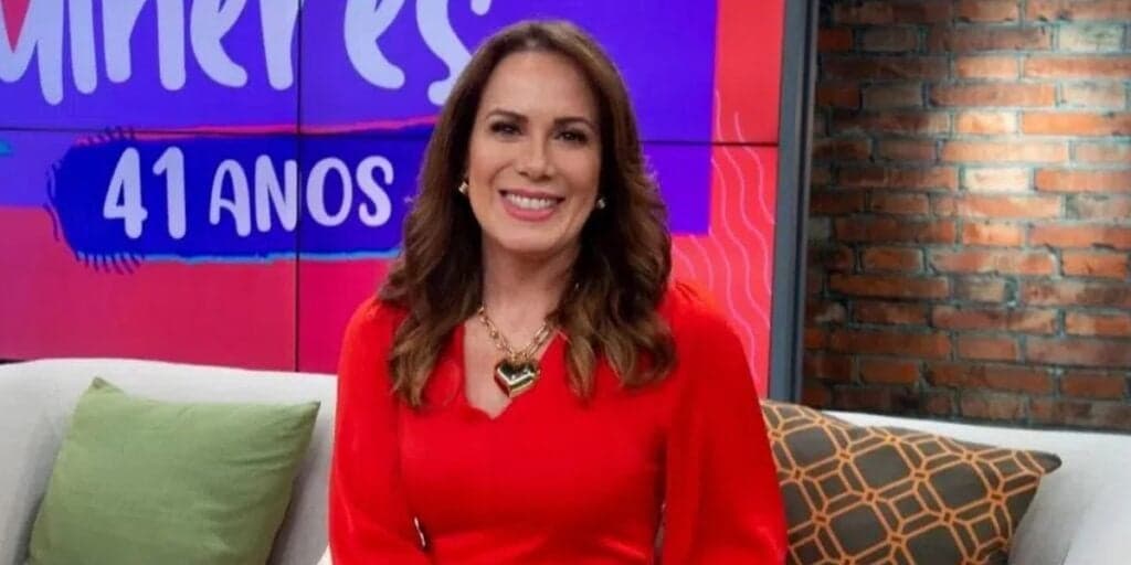 Regina Volpato relata situação “vergonhosa” que sofreu em restaurante e fala demais: "Todo mundo"