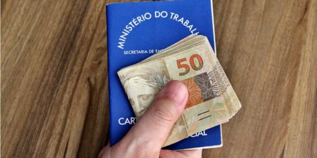 Calendário e valor do 13º salário de 2023 pode deixar muitos trabalhadores sem acreditar