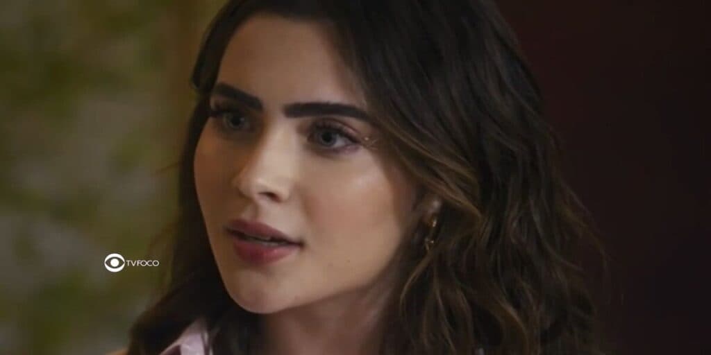 Travessia - Gravidez e irmã biológica: Chiara fica sem chão com descobertas bombásticas