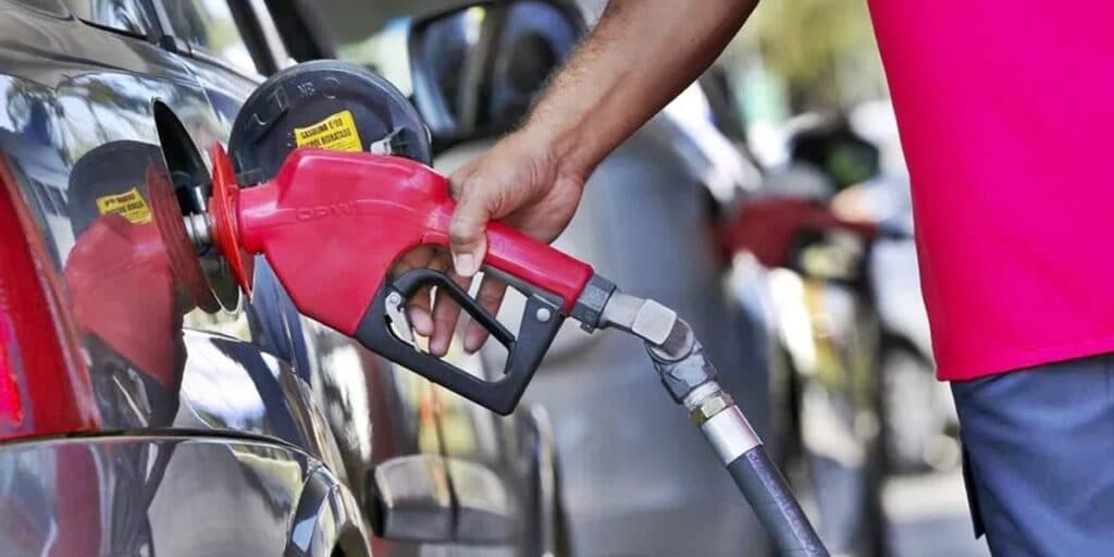 De fazer qualquer motorista chorar: A PIOR notícia sobre combustível que acaba de ser emitida