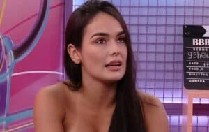 Larissa Santos durante o Bate-Papo BBB (Foto: Reprodução / Globoplay)
