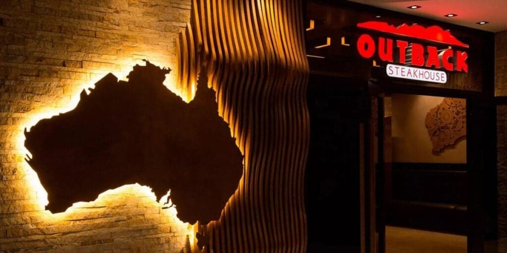 Denúncia: O que funcionários do Outback precisavam fazer para clientes explode e você precisa saber