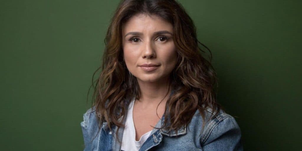Paula Fernandes surge ao lado de famoso e entrega o que viveu: "Há dias que eu penso no que escrever"