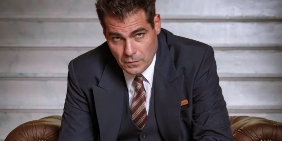 Thiago Lacerda como Gaspar de Amor Perfeito