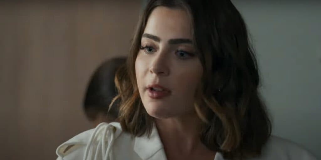 Travessia - Chiara vai abortar? Grávida de Ari, a filha de Guerra terá um surto: "Não vou suportar"