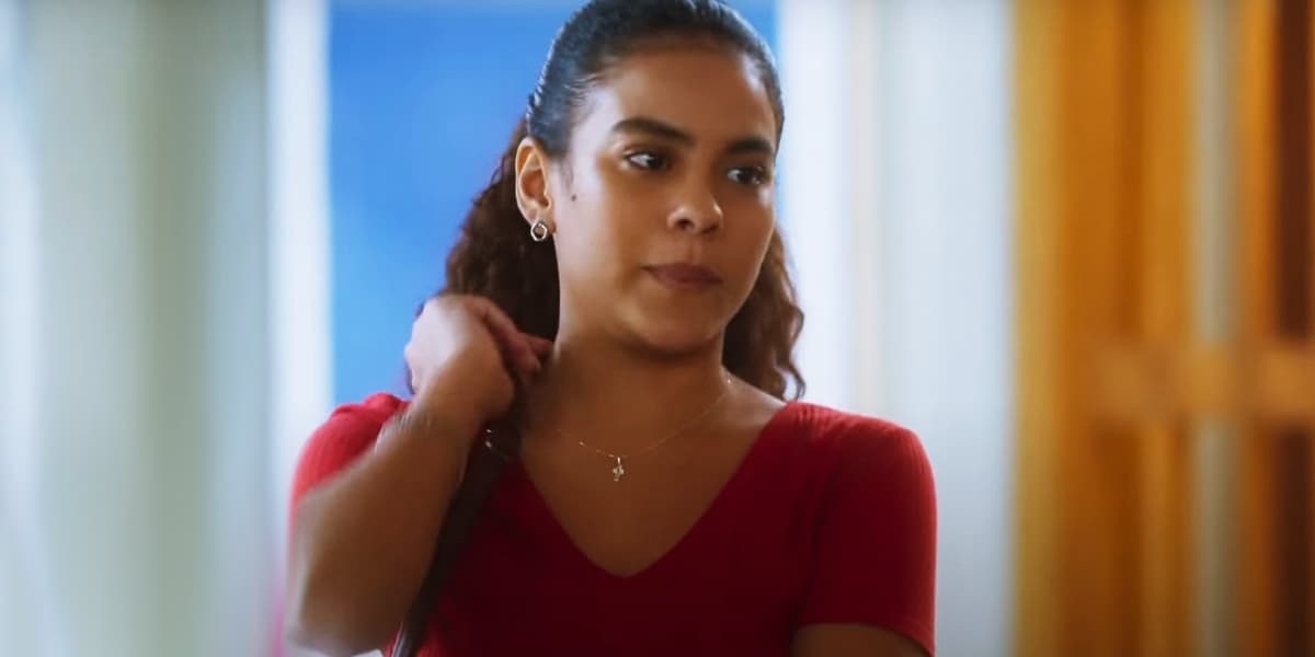 Jenifer não vai entender a mudança de sua professora Jenifer não vai entender a mudança de sua professora