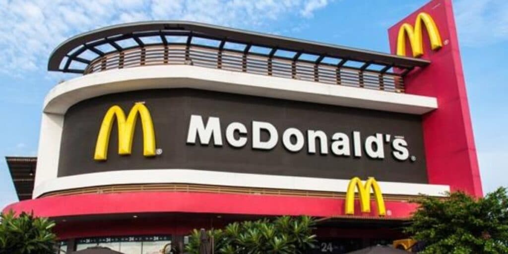 McDonald's comunica clientes de novidade que vai dar fim a fila em seus restaurantes