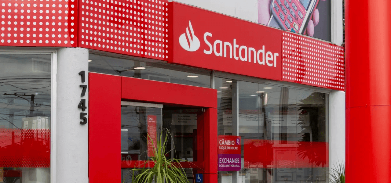 Uma das agências do banco Santander (Foto: Reprodução/ Internet)