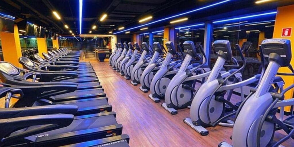 Falência: O triste fim de rede gigante de academias e a compra da Smart fit de todas as unidades