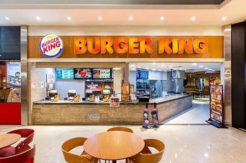 Burger King está cada vez mais ficando para trás de seu rival (Reprodução: Internet) Burger King está cada vez mais ficando para trás de seu rival (Reprodução: Internet)