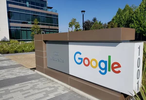 Google demitiu 12 mil funcionários em um único dia (Foto: Reprodução) Google demitiu 12 mil funcionários em um único dia (Foto: Reprodução)