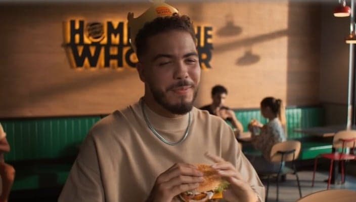 Ronald Nazário, filho de Ronaldo Fenômeno, na propaganda do BK (Reprodução: Youtube) Ronald Nazário, filho de Ronaldo Fenômeno, na propaganda do BK (Reprodução: Youtube)