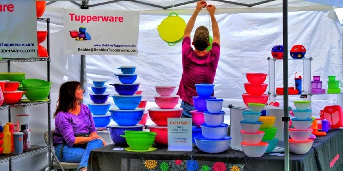 Tupperware Tupperware