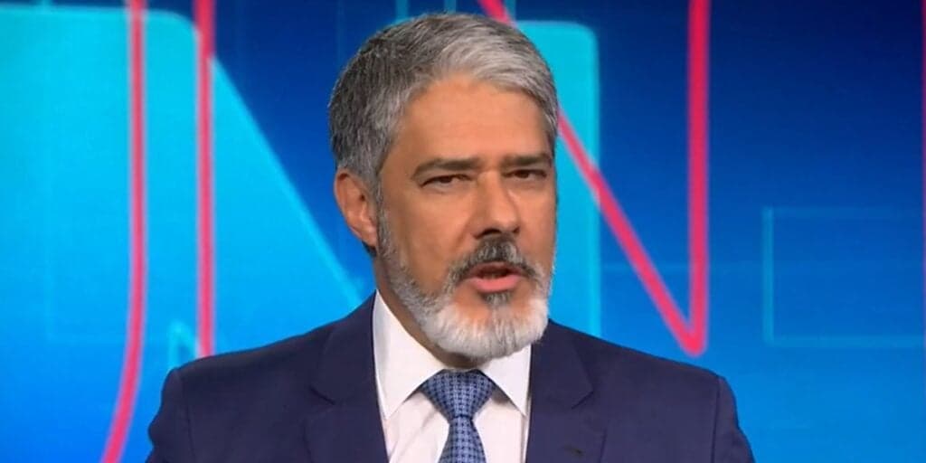 William Bonner entra ao vivo com notícia sobre assassinato de ator envolvendo ex-funcionário da Globo