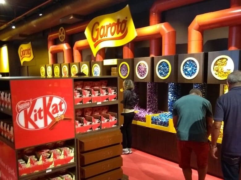 Fusão entre as marcas Nestlé e Garoto prometeu dar fim a concorrência entre elas (Foto Reprodução/Internet Fusão entre as marcas Nestlé e Garoto prometeu dar fim a concorrência entre elas (Foto Reprodução/Internet