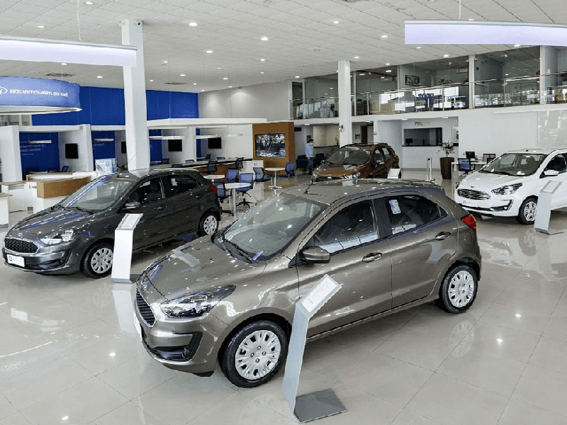Veículos nas lojas automotivas (Foto: Reprodução/ Internet) Veículos nas lojas automotivas (Foto: Reprodução/ Internet)