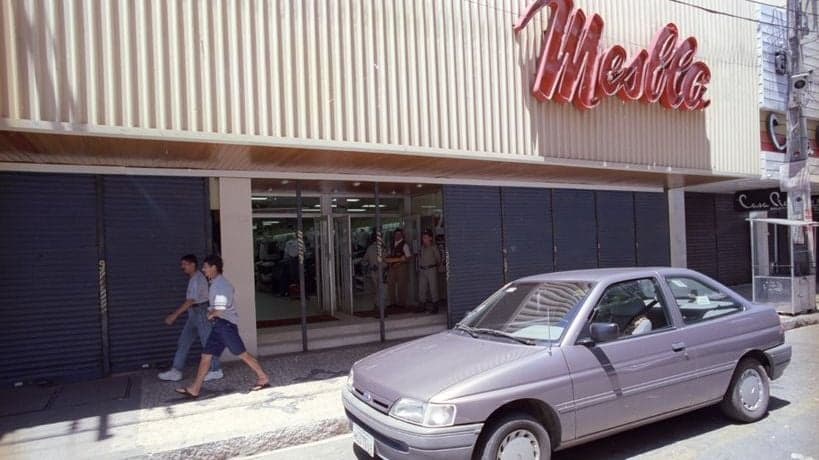 http://tvfoco.uai.com.br/wp-content/uploads/2015/05/Daniela-Mercury.jpg