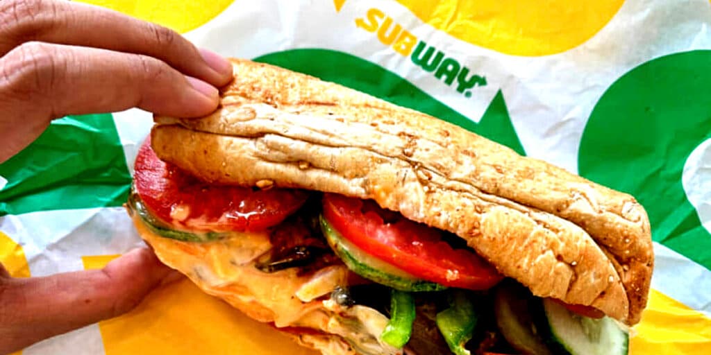 Atenção: Esse ingrediente quase matou uma mulher no Subway e você precisa saber agora a verdade
