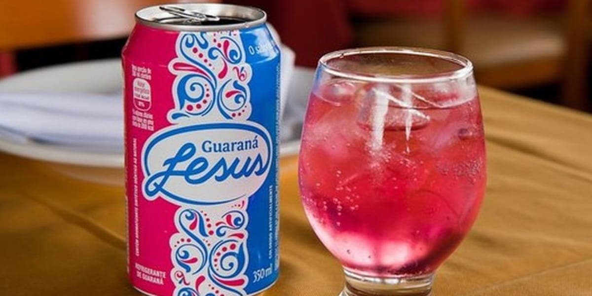 Guaraná Jesus era vendido mais que a própria Coca-Cola, em parte dos estados do nordeste (Reprodução: Internet) Guaraná Jesus era vendido mais que a própria Coca-Cola, em parte dos estados do nordeste (Reprodução: Internet)