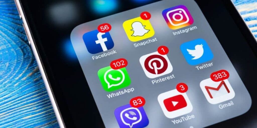 44 bilhões: O estouro de cofres de famoso para comprar rede social amada por fortuna e promover demissões