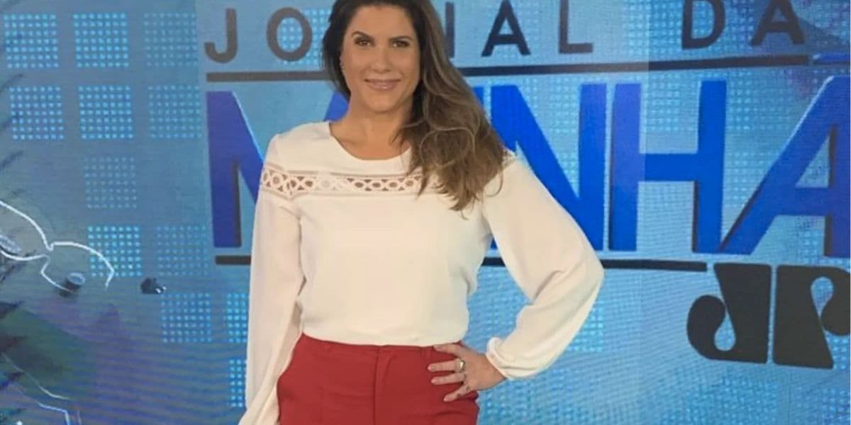 Adriana Reid no Jornal da Manhã da Jovem Pan (Foto: Reprodução / Instagram) 