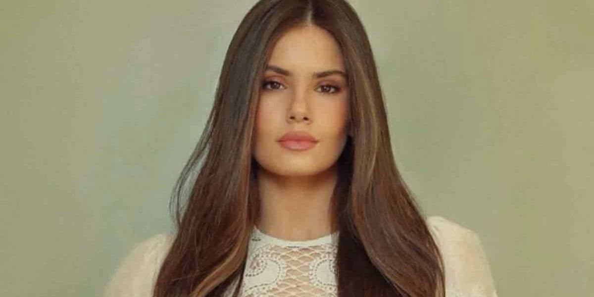 Camila Queiroz (Foto: Reprodução / Instagram) Camila Queiroz (Foto: Reprodução / Instagram)
