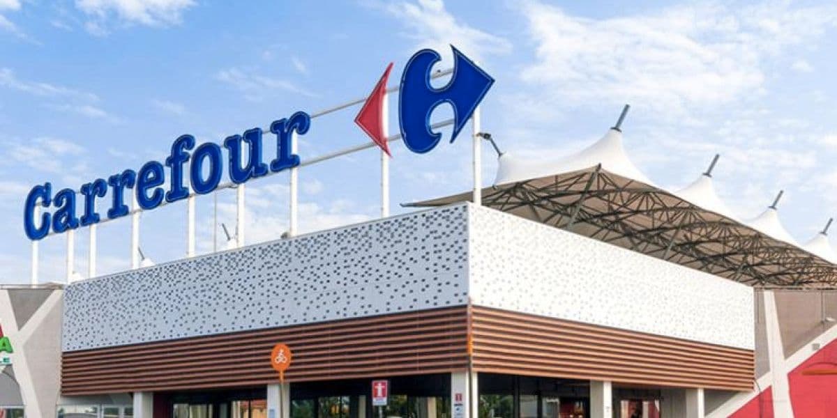Carrefour é uma das maiores redes varejistas no país e no mundo (Foto Reprodução/Wikipédia ) Carrefour é uma das maiores redes varejistas no país e no mundo (Foto Reprodução/Wikipédia )