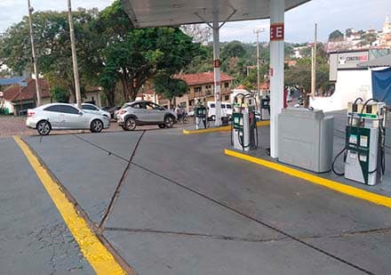 Postos da empresa MAGA são lacrados pela justiça (Foto: Reprodução, Portal Rio Prado) Postos da empresa MAGA são lacrados pela justiça (Foto: Reprodução, Portal Rio Prado)