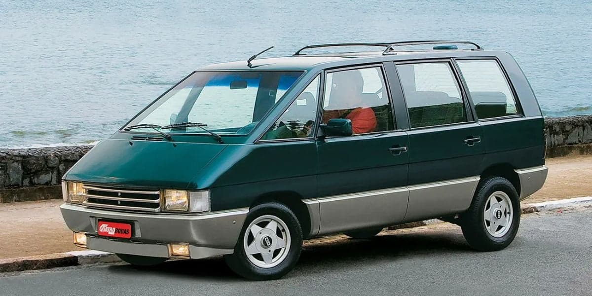 Grancar Futura fabricava minivans, no inicio dos anos 1990 (Reprodução: Internet) Grancar Futura fabricava minivans, no inicio dos anos 1990 (Reprodução: Internet)