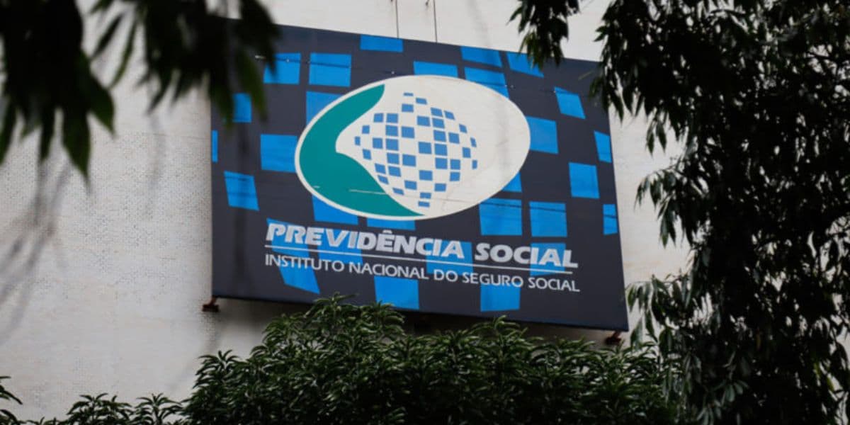 INSS alerta para que seus segurados não caiam em golpes (Reprodução: Internet) INSS alerta para que seus segurados não caiam em golpes (Reprodução: Internet)