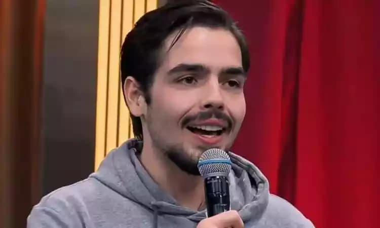 A famoso apresentador estreou seu programa nesse domingo (Foto: Reprodução/Band) A famoso apresentador estreou seu programa nesse domingo (Foto: Reprodução/Band)