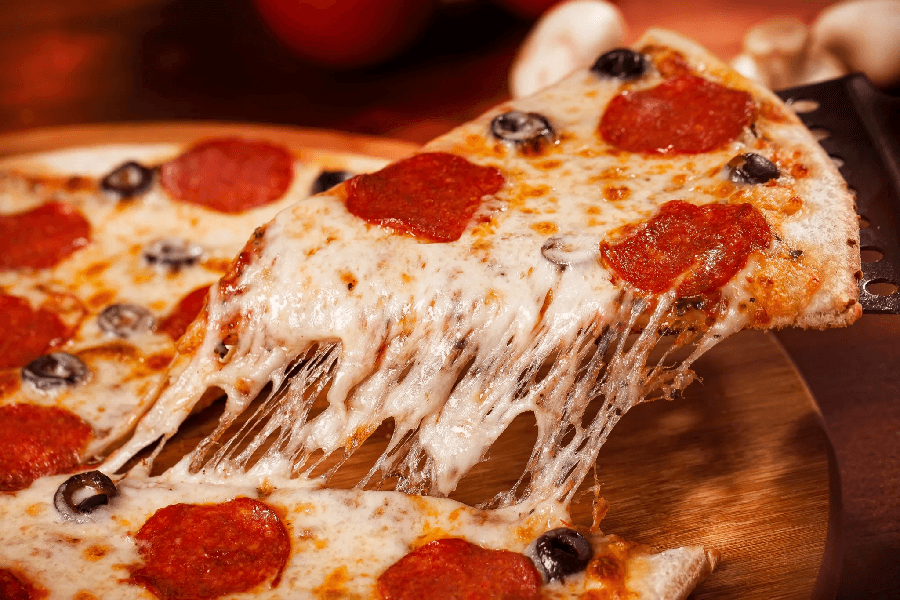 Quem não gosta de uma deliciosa pizza (Foto: Reprodução/ Internet) Quem não gosta de uma deliciosa pizza (Foto: Reprodução/ Internet)