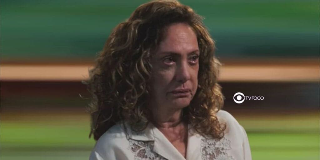 Luto em Terra e Paixão - Agatha desbanca Irene e mata personagem envenenado